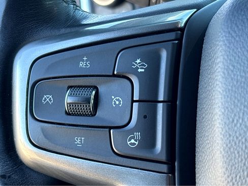 Used 2022 Chevrolet Silverado 1500 RST w/ Safety Package image 12
