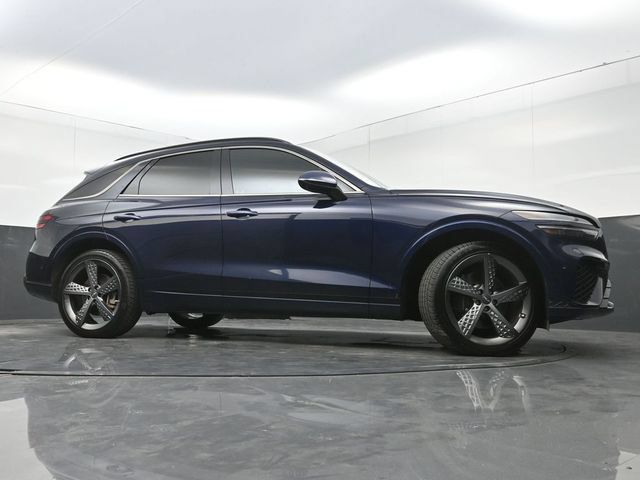 Used 2022 Genesis GV70 3.5T Sport w/ Sport Prestige Package AWD/4WD image 39
