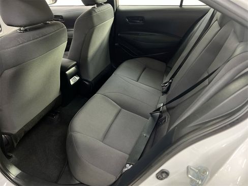 Used 2023 Toyota Corolla LE image 27
