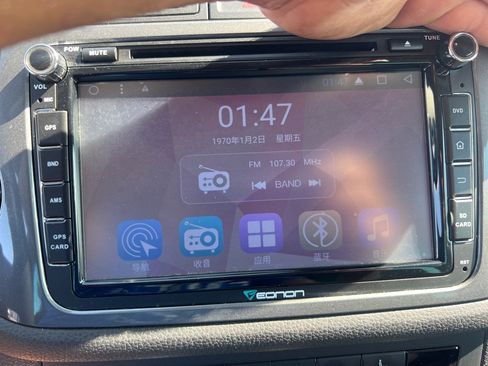Used 2014 Volkswagen Tiguan S AWD/4WD image 32