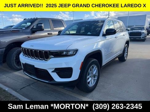 New 2025 Jeep Grand Cherokee Laredo X image 3