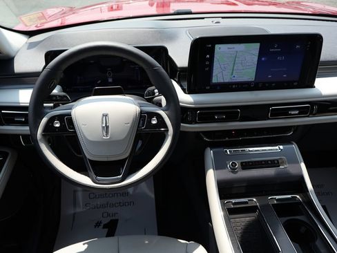 New 2026 Lincoln Aviator AWD image 6