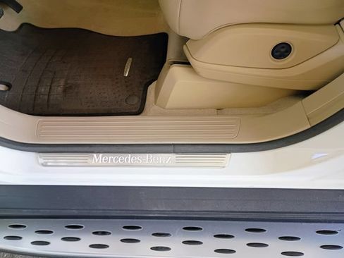 Used 2015 Mercedes-Benz GL 450 4MATIC image 24