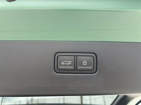 New 2026 Hyundai Ioniq 9 SEL AWD/4WD image 13