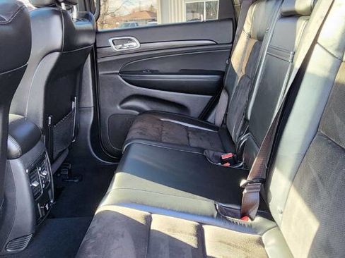 Used 2020 Jeep Grand Cherokee Altitude image 24