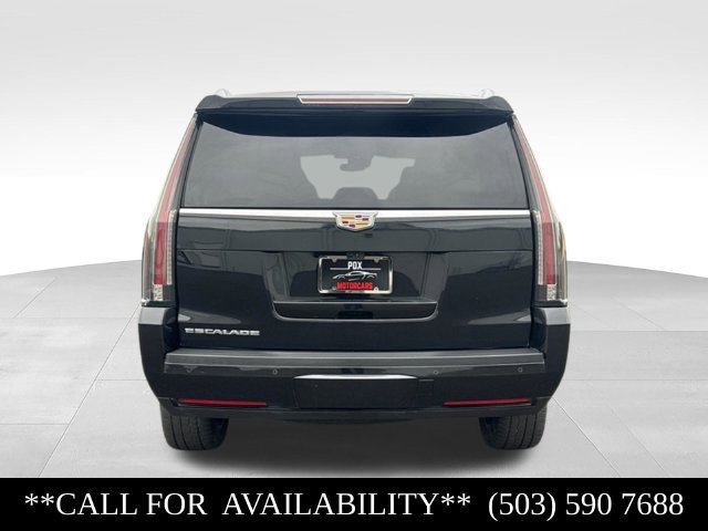 Used 2019 Cadillac Escalade Luxury AWD/4WD image 4