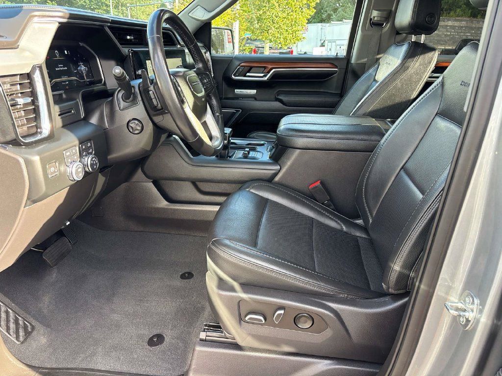 Used 2023 GMC Sierra 1500 Denali AWD/4WD image 12