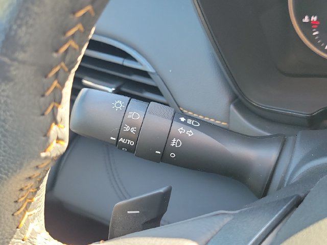 Used 2025 Subaru Outback Wilderness AWD/4WD image 16