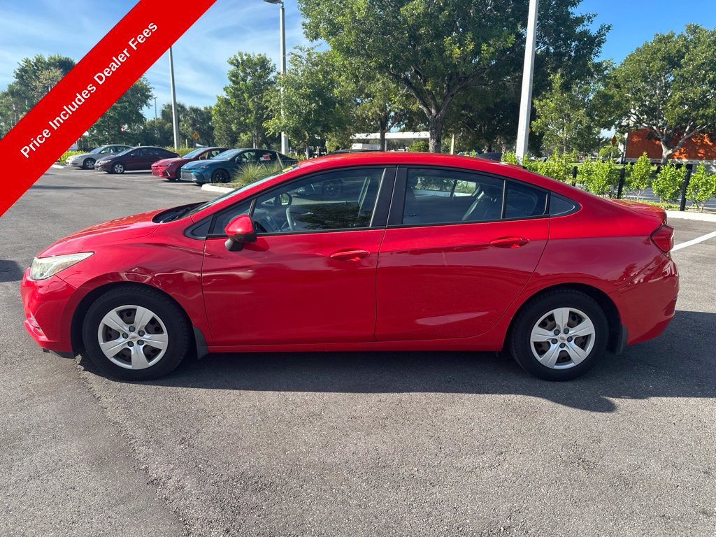 Used 2018 Chevrolet Cruze LS FWD image 3