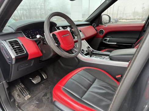 Used 2020 Land Rover Range Rover Sport HST image 11
