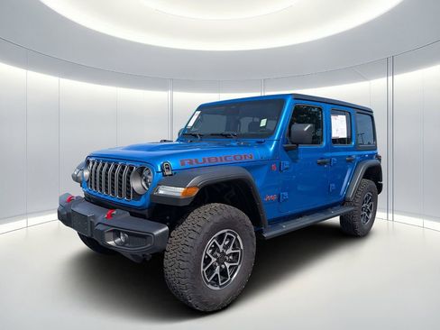 Used 2026 Jeep Wrangler Unlimited Rubicon w/ Safety Group AWD/4WD image 8