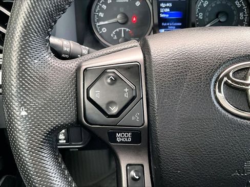 Used 2022 Toyota Tacoma TRD Sport RWD image 22