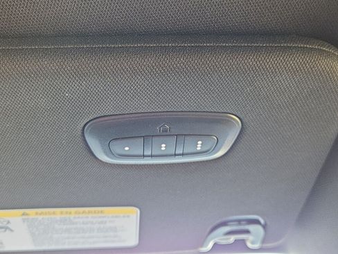 Used 2024 Jeep Wagoneer L Series II w/ Flexible Seating Group RWD image 29
