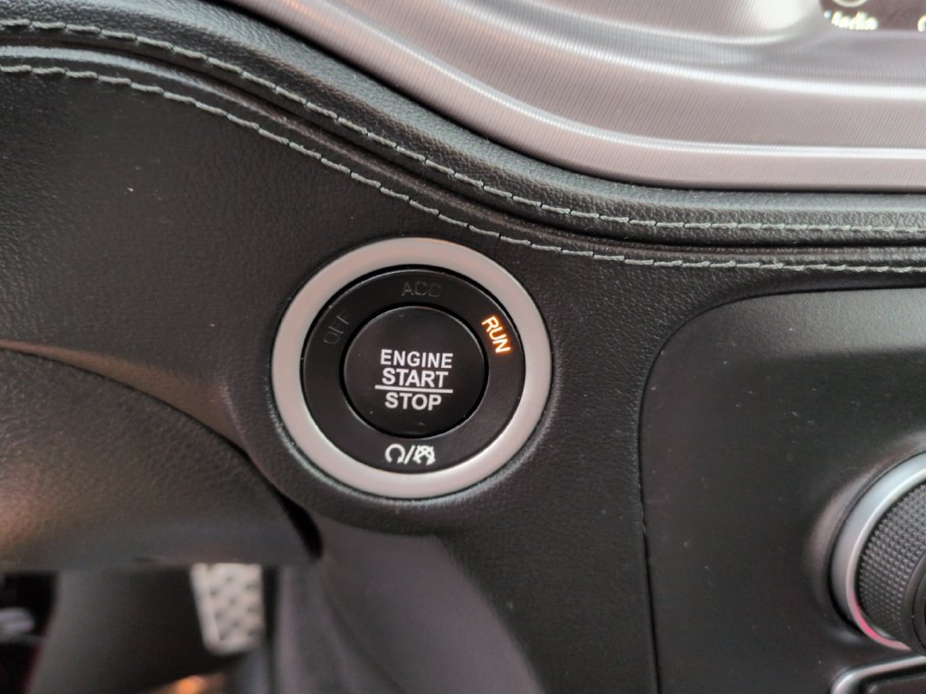 Used 2023 Dodge Charger R/T w/ Plus Group RWD image 17