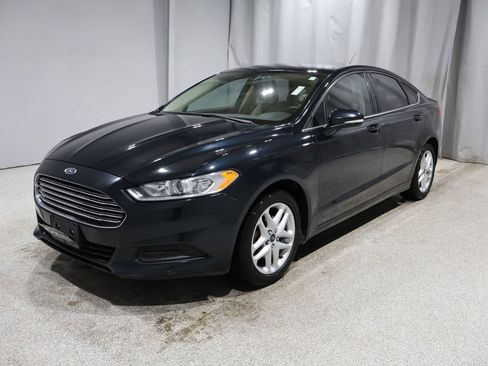 Used 2014 Ford Fusion SE image 6