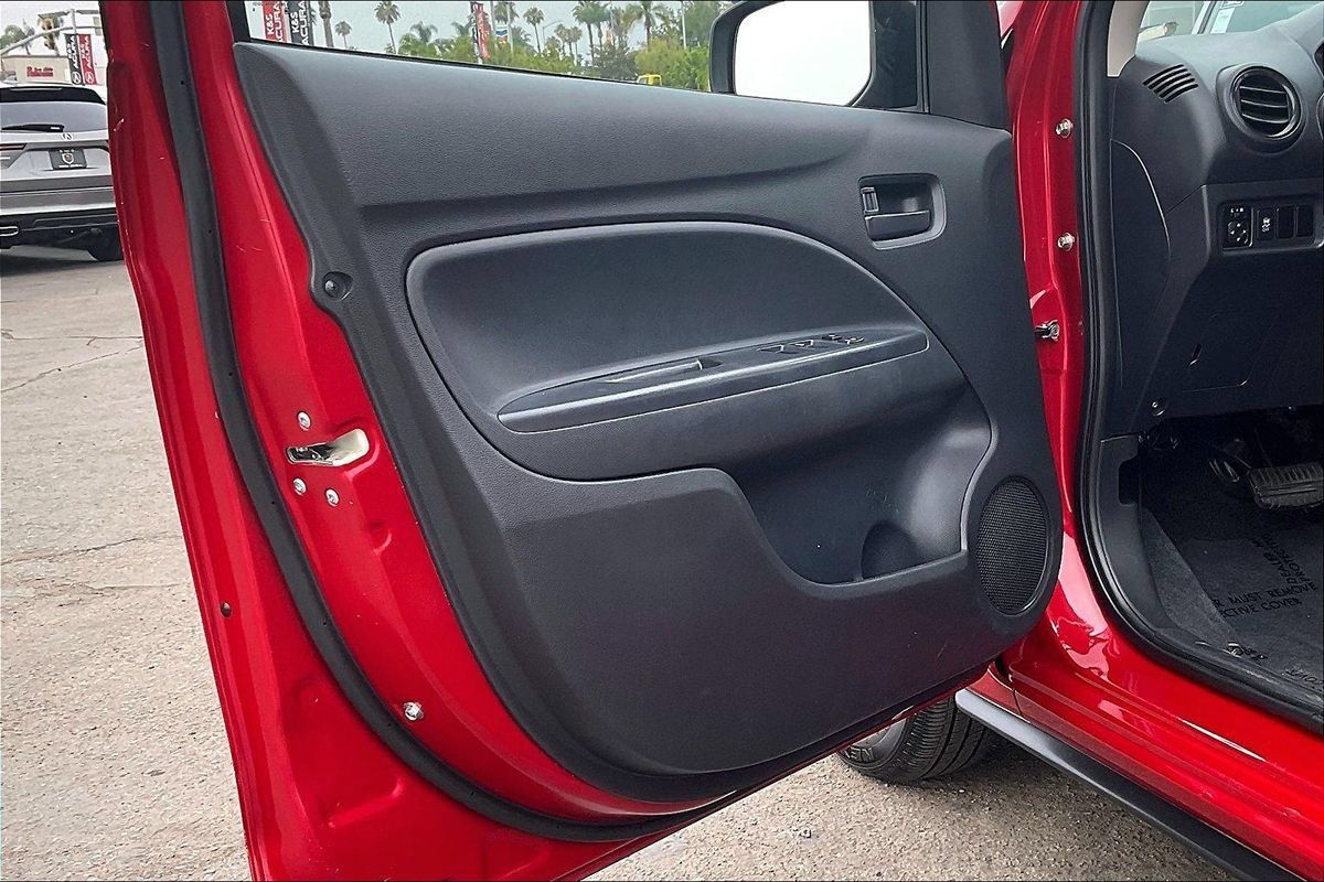 Used 2019 Mitsubishi Mirage ES FWD image 27