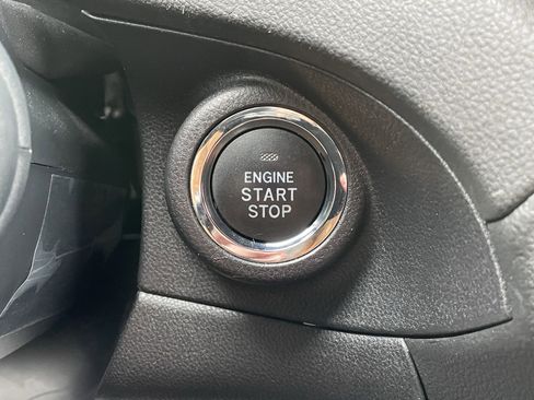 Used 2024 Subaru Ascent Premium w/ Convenience Package image 22