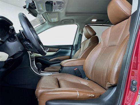 Used 2019 Subaru Ascent Touring image 9