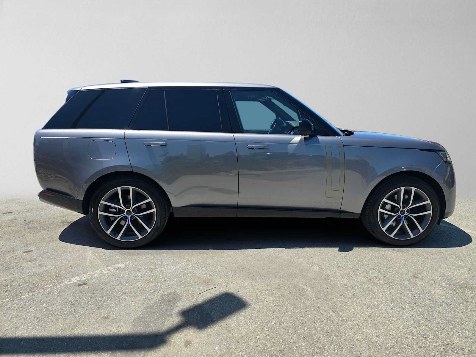 New 2026 Land Rover Range Rover SE AWD/4WD image 6