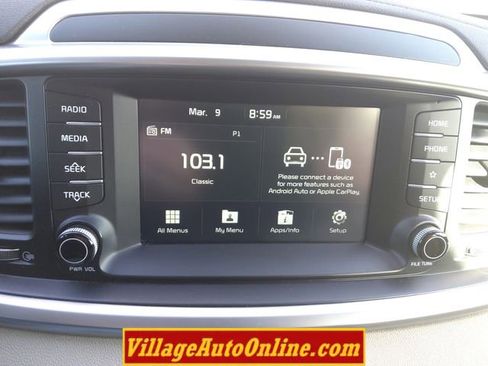 Used 2019 Kia Sorento LX image 22