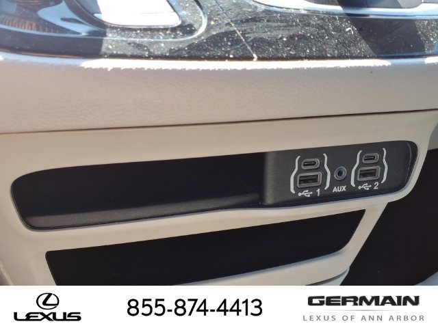 Used 2024 Chrysler Pacifica Touring-L FWD image 22