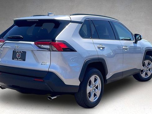 Used 2025 Toyota RAV4 XLE AWD/4WD image 34