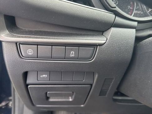 Used 2020 MAZDA MAZDA3 AWD Sedan w/ Select Package image 5