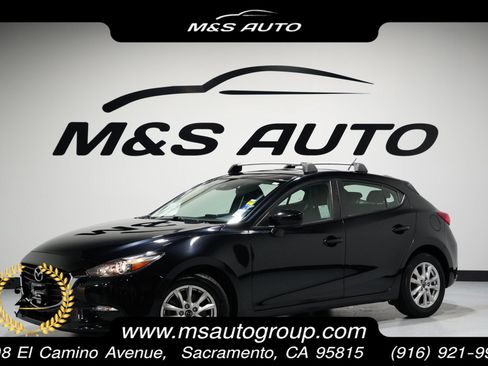 Used 2018 MAZDA MAZDA3 Sport image 1