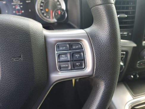 Used 2023 RAM 1500 Classic SLT w/ Trailer & Traction Group AWD/4WD image 17