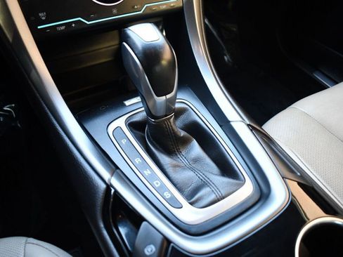 Used 2015 Ford Fusion Titanium image 24