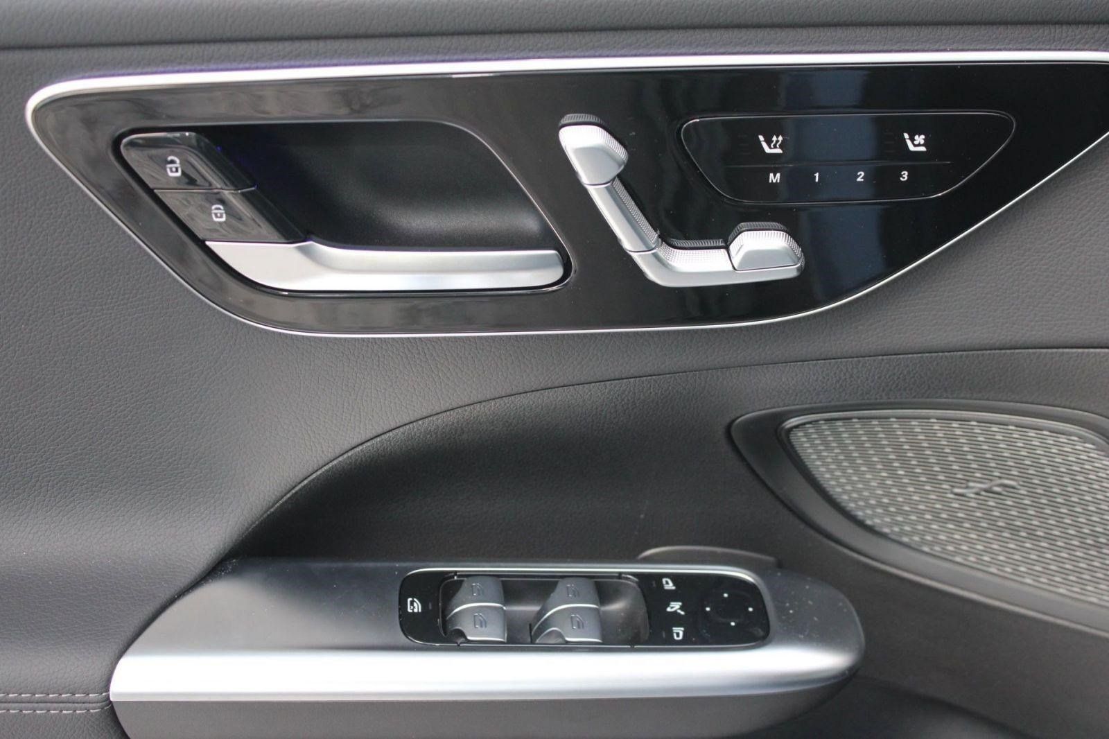 Used 2026 Mercedes-Benz C 300 Sedan image 11
