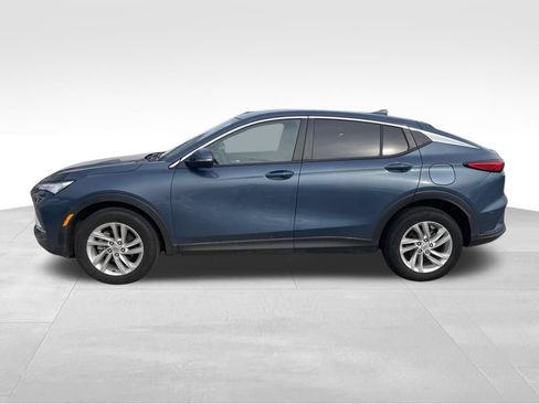 Used 2025 Buick Envista Preferred w/ Convenience I Package FWD image 4