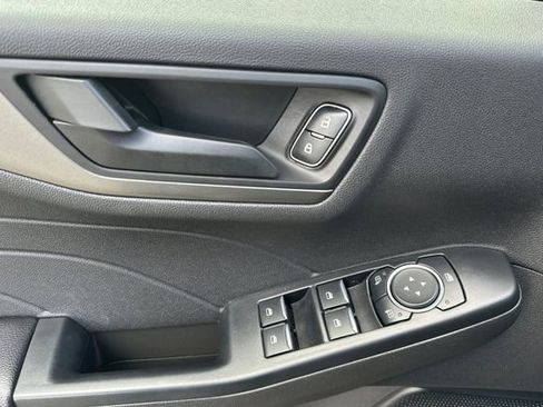 Used 2024 Ford Escape Active image 11