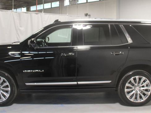 Used 2022 GMC Yukon Denali AWD/4WD image 19