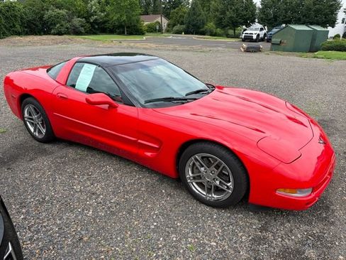 Used 1997 Chevrolet Corvette Coupe RWD image 7