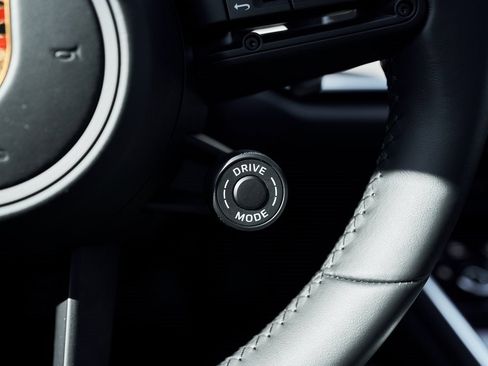 Used 2025 Porsche 911 Turbo S image 52