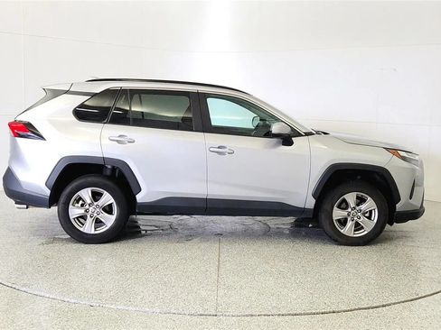 Used 2024 Toyota RAV4 XLE FWD image 8