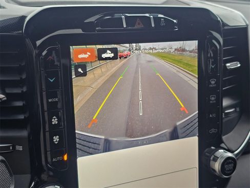 Used 2023 RAM 3500 Laramie w/ Night Edition image 34