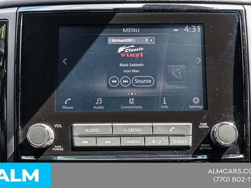 Used 2024 Nissan Titan SV w/ SV Convenience Package RWD image 30