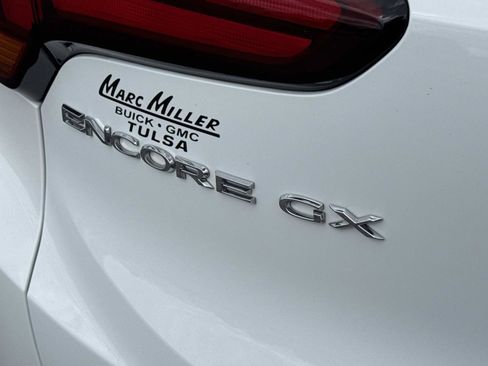 Used 2022 Buick Encore GX Select FWD image 6