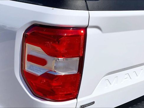 Certified 2024 Ford Maverick XLT FWD image 29