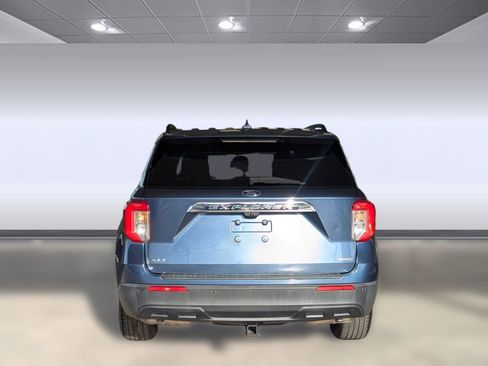 Certified 2020 Ford Explorer XLT image 9