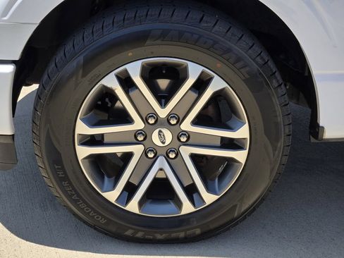 Used 2021 Ford F150 XL w/ STX Appearance Package RWD image 8
