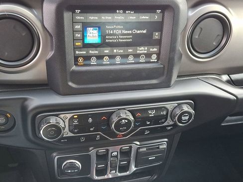 Used 2020 Jeep Wrangler Unlimited Sport S image 18