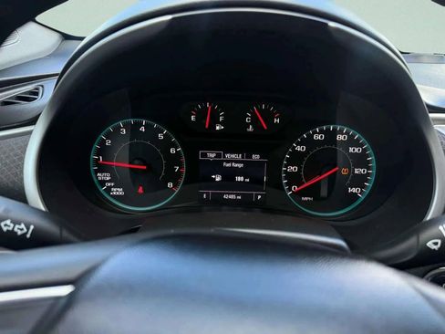 Used 2022 Chevrolet Malibu LT image 19