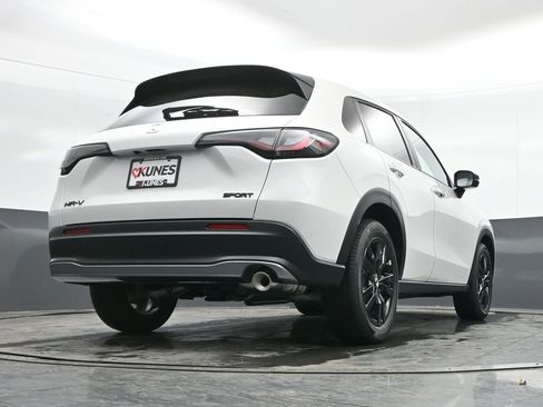New 2026 Honda HR-V Sport image 33