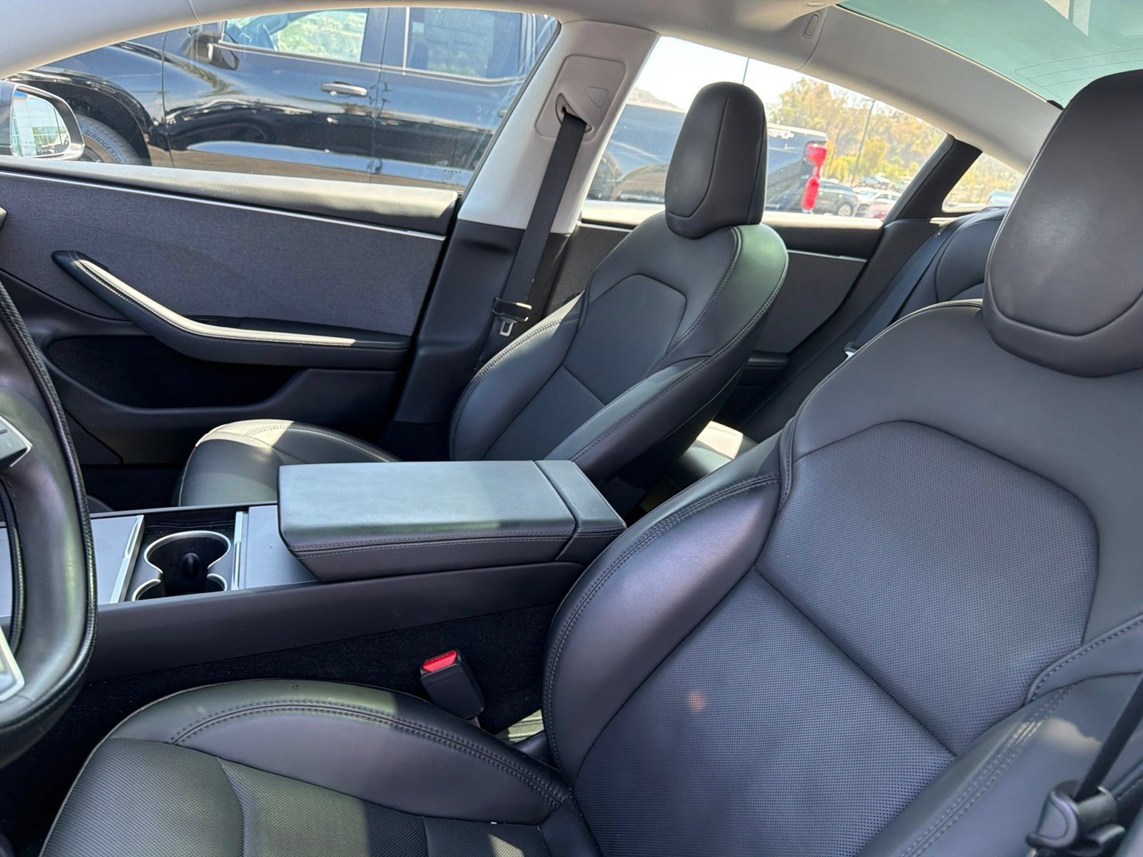 Used 2024 Tesla Model 3 Standard Range RWD image 9