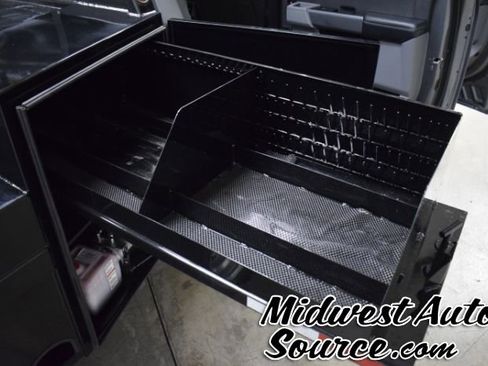 Used 2024 Ford F350 XLT image 40