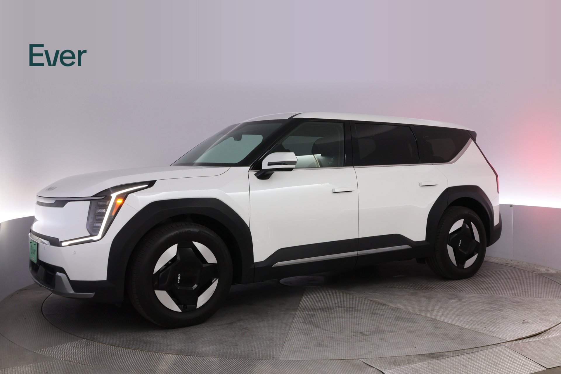 Used 2024 Kia EV9 Light Long Range RWD image 18