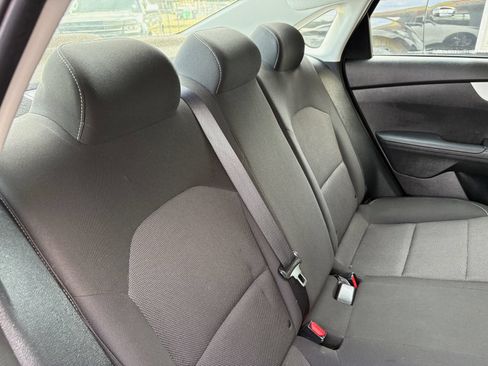 Used 2023 Kia Forte LXS w/ LXS Technology Package FWD image 20